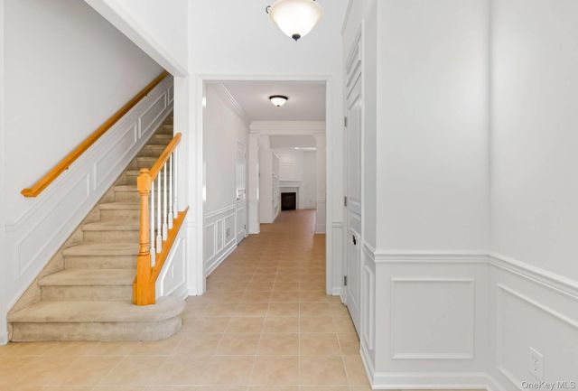112 Ashley, Westhampton, NY 11977