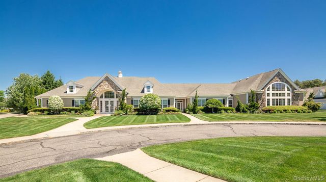 112 Ashley, Westhampton, NY 11977