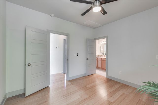 900 Banister LN H, Austin, TX 78704