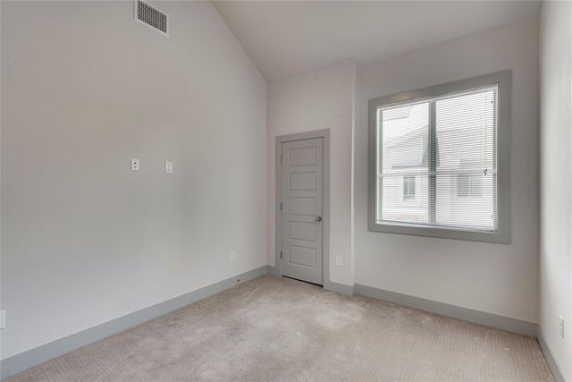 900 Banister LN H, Austin, TX 78704