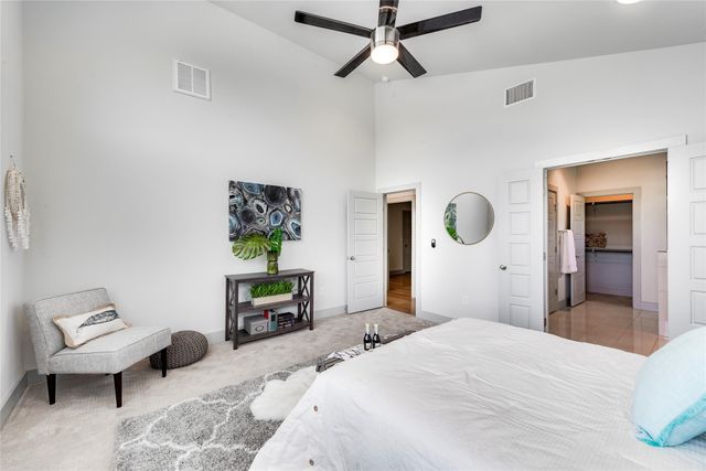 900 Banister LN H, Austin, TX 78704