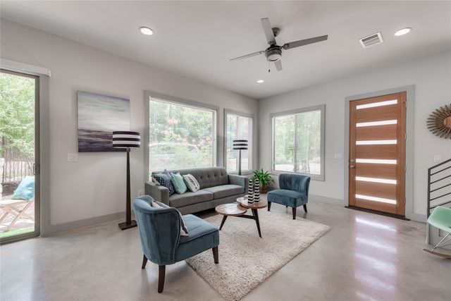 900 Banister LN H, Austin, TX 78704