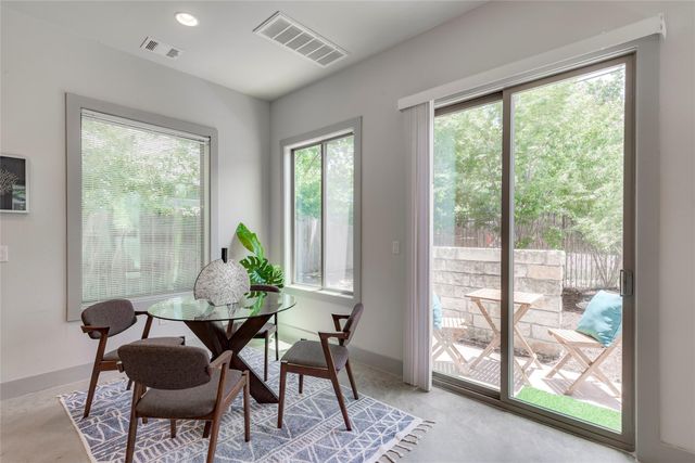 900 Banister LN H, Austin, TX 78704