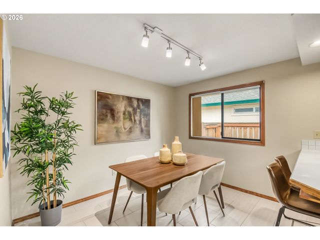 15646 Ne TILLAMOOK St, Portland, OR 97230