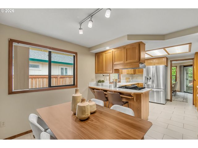 15646 Ne TILLAMOOK St, Portland, OR 97230