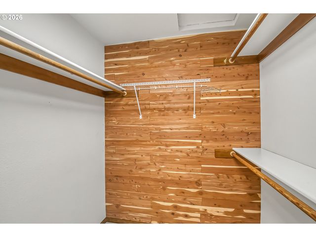 15646 Ne TILLAMOOK St, Portland, OR 97230