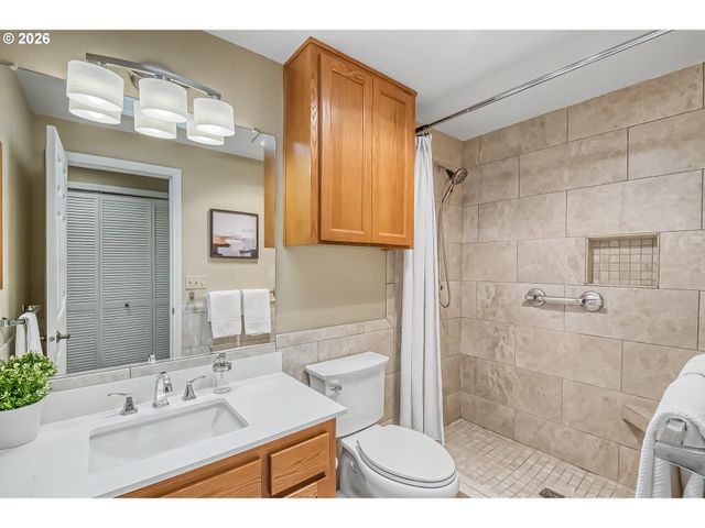15646 Ne TILLAMOOK St, Portland, OR 97230