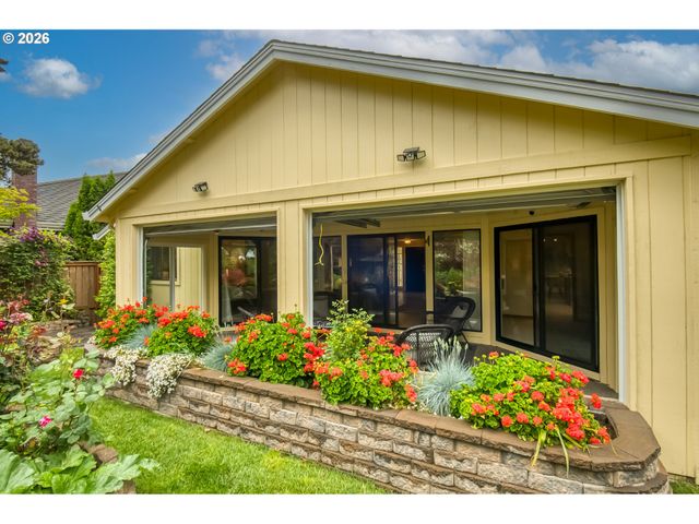 15646 Ne TILLAMOOK St, Portland, OR 97230