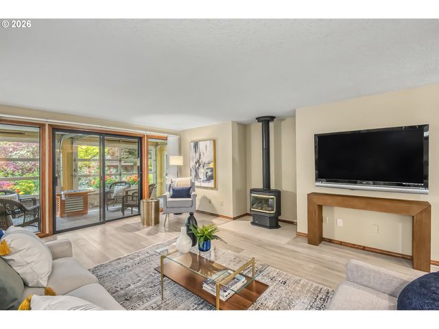 15646 Ne TILLAMOOK St, Portland, OR 97230