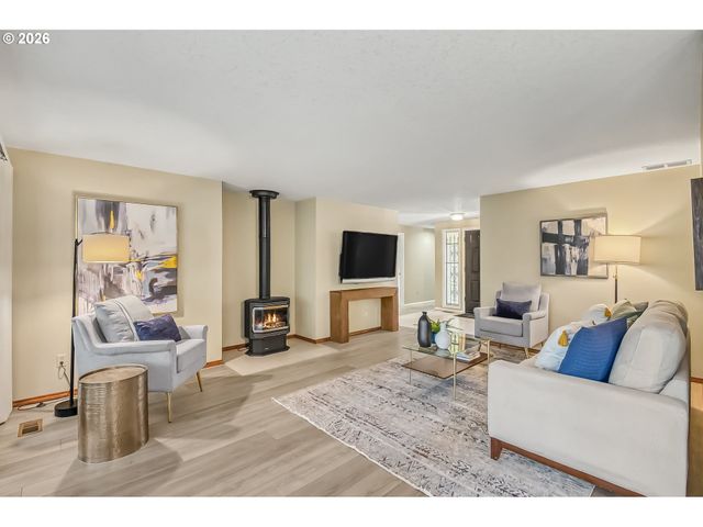 15646 Ne TILLAMOOK St, Portland, OR 97230
