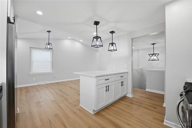 78 Rebecca Park, Buffalo, NY 14207