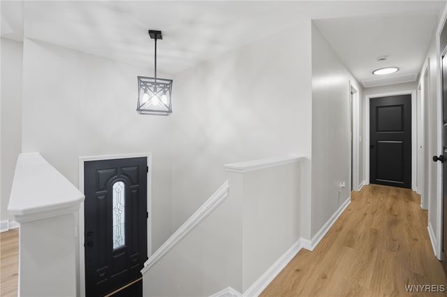 78 Rebecca Park, Buffalo, NY 14207