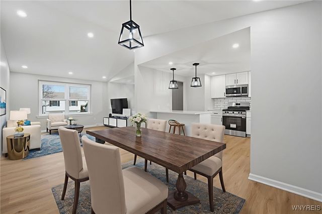 78 Rebecca Park, Buffalo, NY 14207