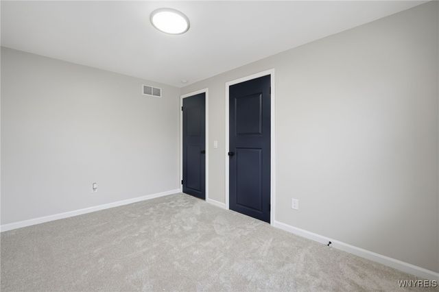 78 Rebecca Park, Buffalo, NY 14207