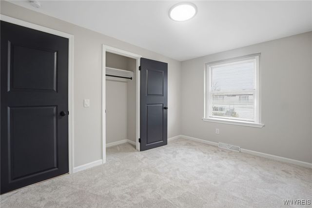 78 Rebecca Park, Buffalo, NY 14207