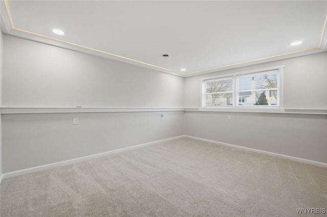 78 Rebecca Park, Buffalo, NY 14207