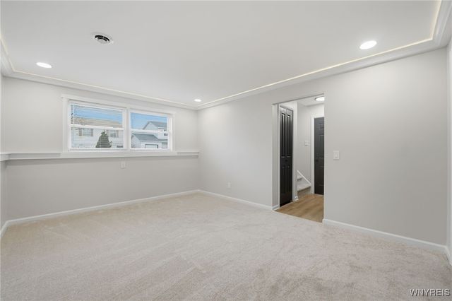 78 Rebecca Park, Buffalo, NY 14207