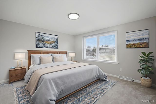 78 Rebecca Park, Buffalo, NY 14207