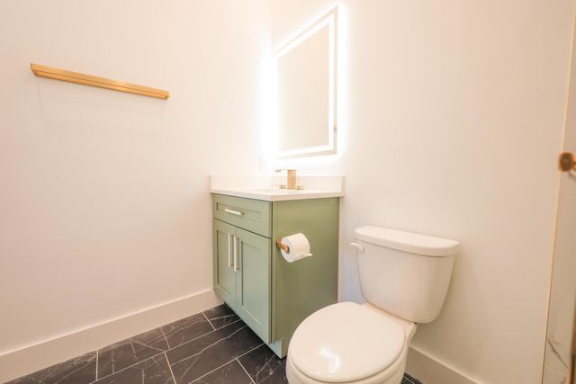 1936 Aichele Drive, North Charleston, SC 29406