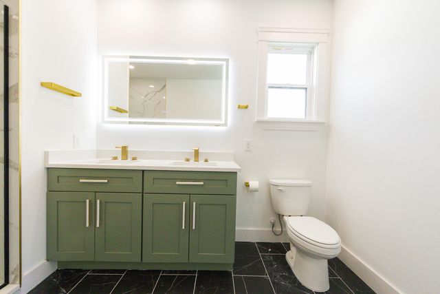 1936 Aichele Drive, North Charleston, SC 29406