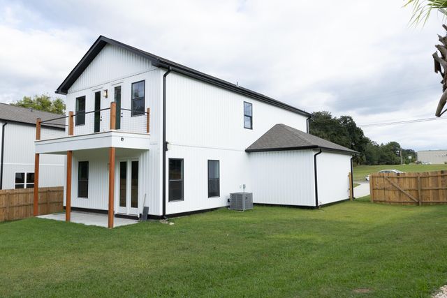 1936 Aichele Drive, North Charleston, SC 29406