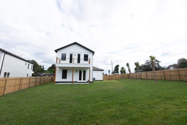 1936 Aichele Drive, North Charleston, SC 29406