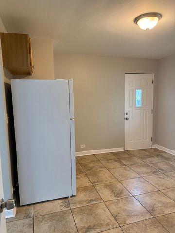 2219 S 13th Avenue, Broadview, IL 60155