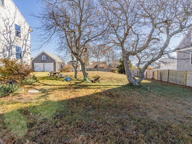 4-6 Columbus Ave, Yarmouth, MA 02673