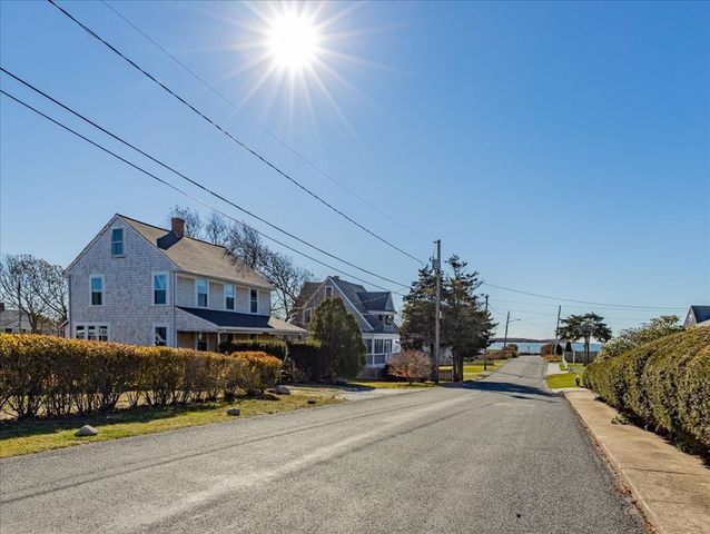 4-6 Columbus Ave, Yarmouth, MA 02673