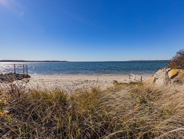 4-6 Columbus Ave, Yarmouth, MA 02673