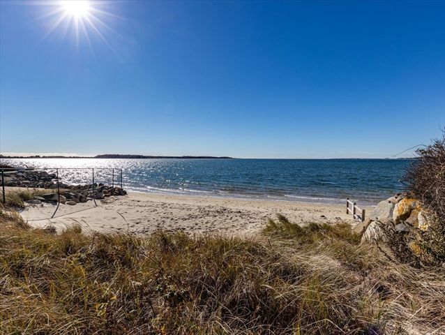 4-6 Columbus Ave, Yarmouth, MA 02673