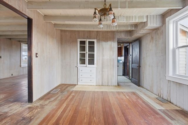 4-6 Columbus Ave, Yarmouth, MA 02673