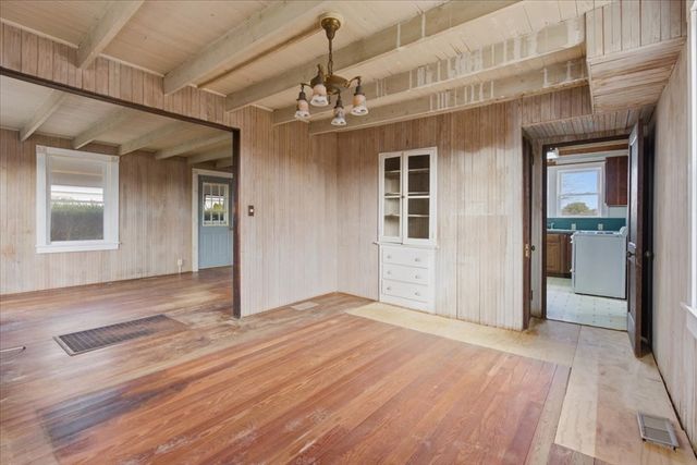 4-6 Columbus Ave, Yarmouth, MA 02673