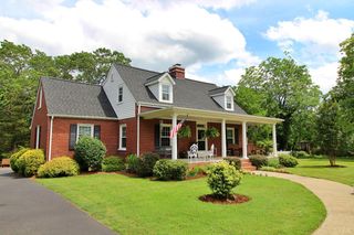1538 Redfields Road, Appomattox, VA 24522