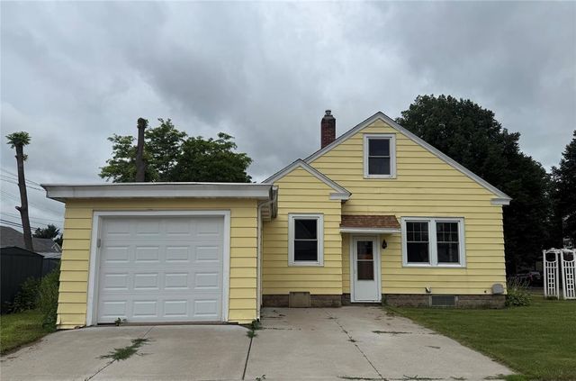 24 S Grove Street, Chippewa Falls, WI 54729