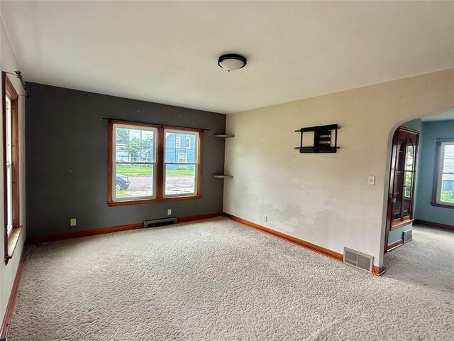 24 S Grove Street, Chippewa Falls, WI 54729