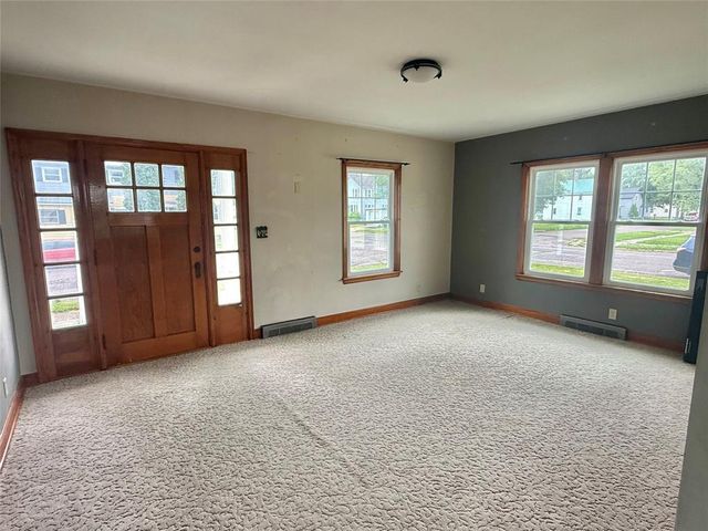 24 S Grove Street, Chippewa Falls, WI 54729