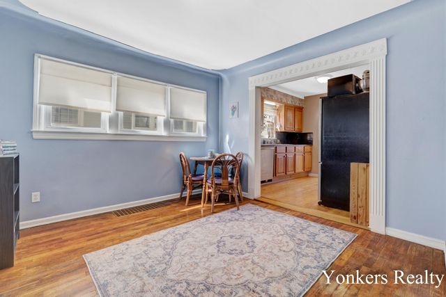1233 Diamond Avenue NE, Grand Rapids, MI 49505