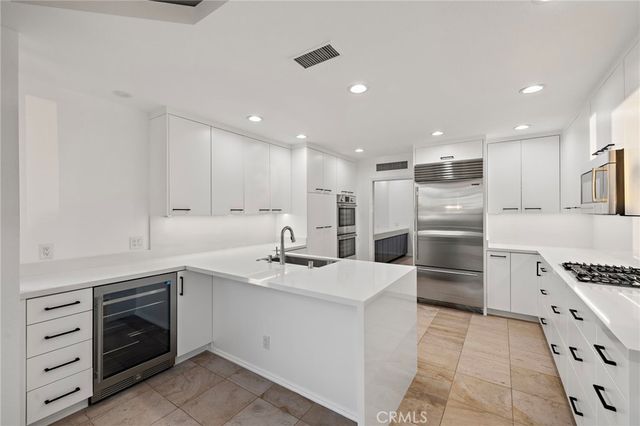 21 Montpellier, Newport Beach, CA 92660