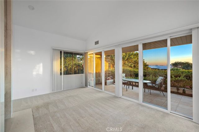 21 Montpellier, Newport Beach, CA 92660