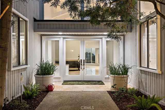 21 Montpellier, Newport Beach, CA 92660