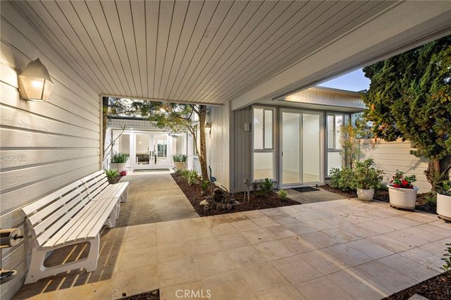 21 Montpellier, Newport Beach, CA 92660