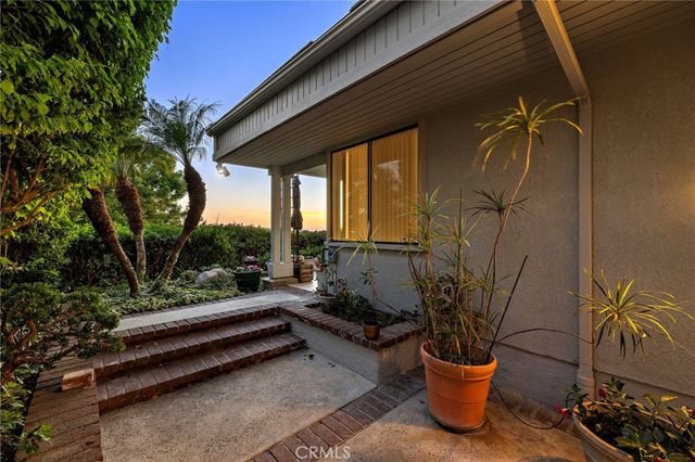 21 Montpellier, Newport Beach, CA 92660