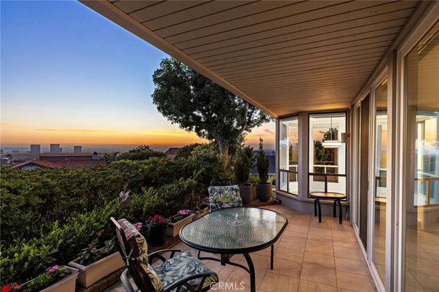 21 Montpellier, Newport Beach, CA 92660