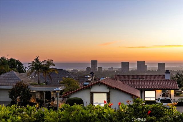 21 Montpellier, Newport Beach, CA 92660