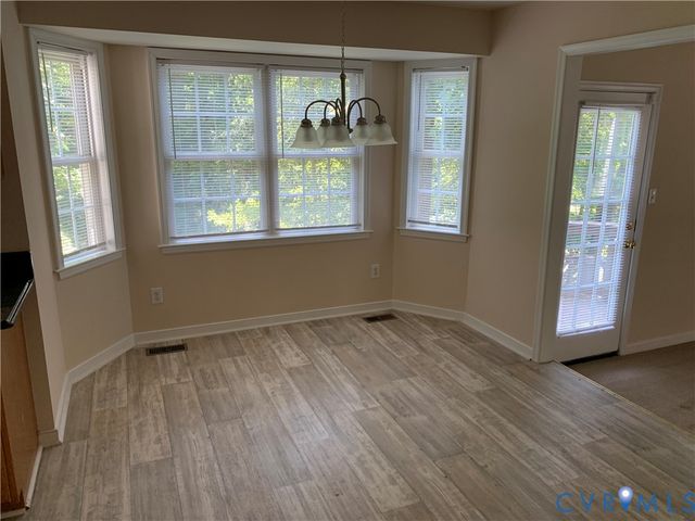 11832 Park Forest Way, Glen Allen, VA 23059