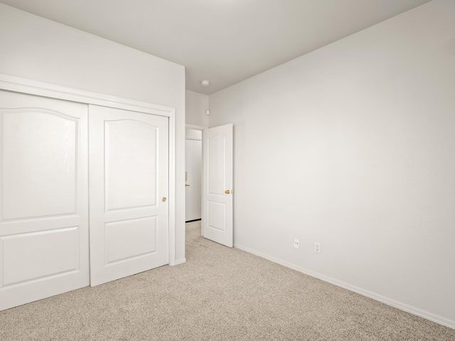 611 W Venice Lane, Clovis, CA 93619