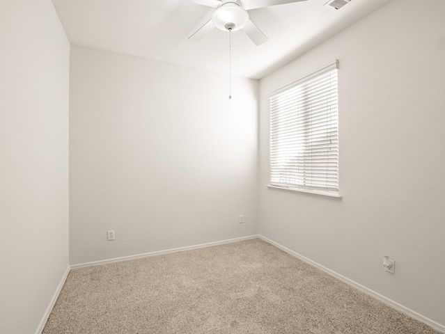 611 W Venice Lane, Clovis, CA 93619