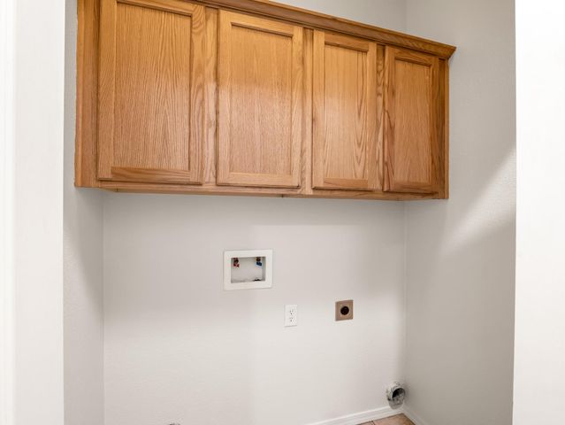 611 W Venice Lane, Clovis, CA 93619