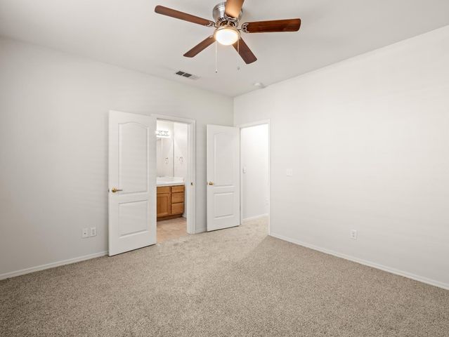 611 W Venice Lane, Clovis, CA 93619